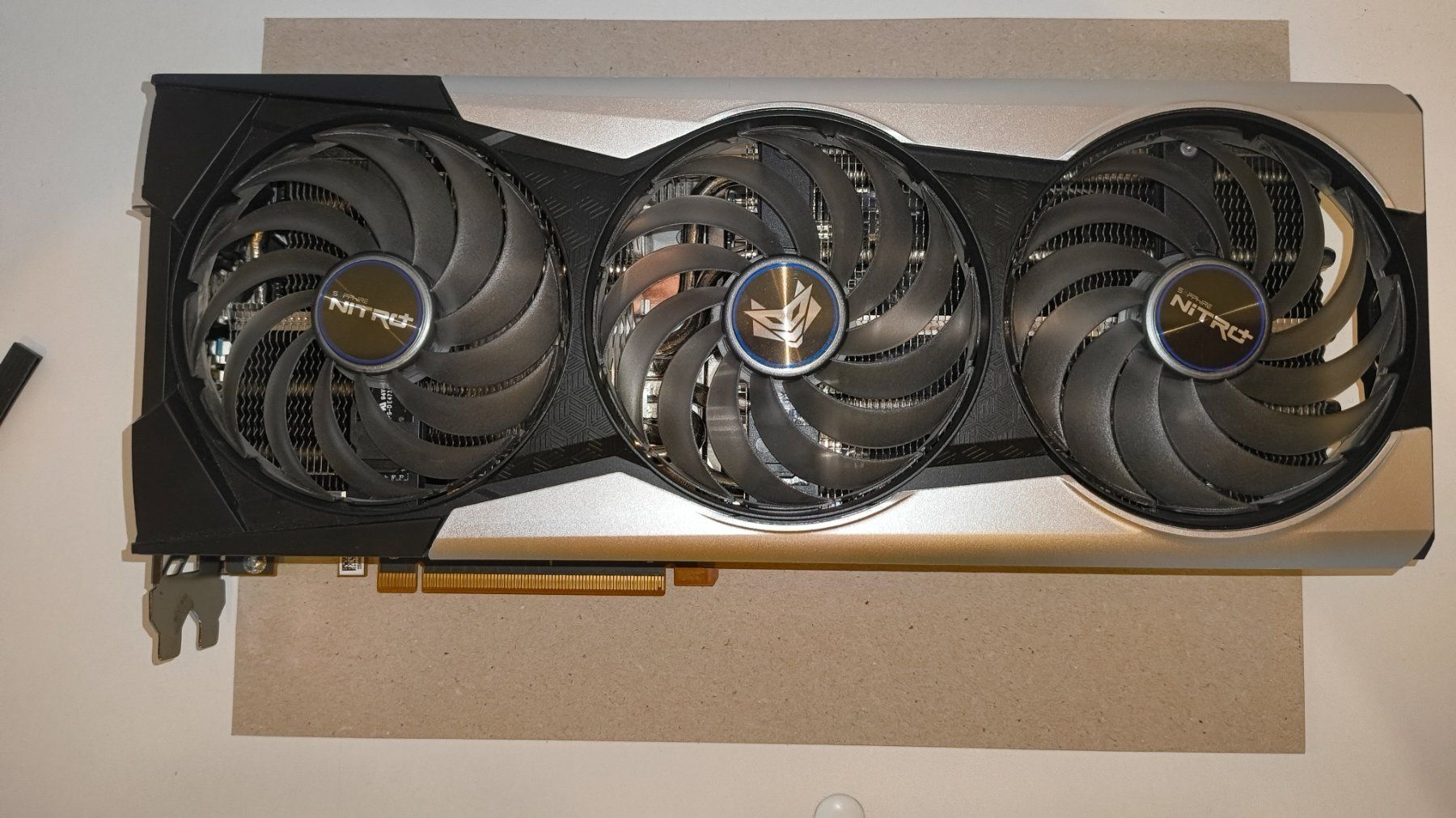 Schede grafiche: Sapphire Nitro+ RX 6900 XT – Difettoso da Schmitten FR venduto da pas1294 3