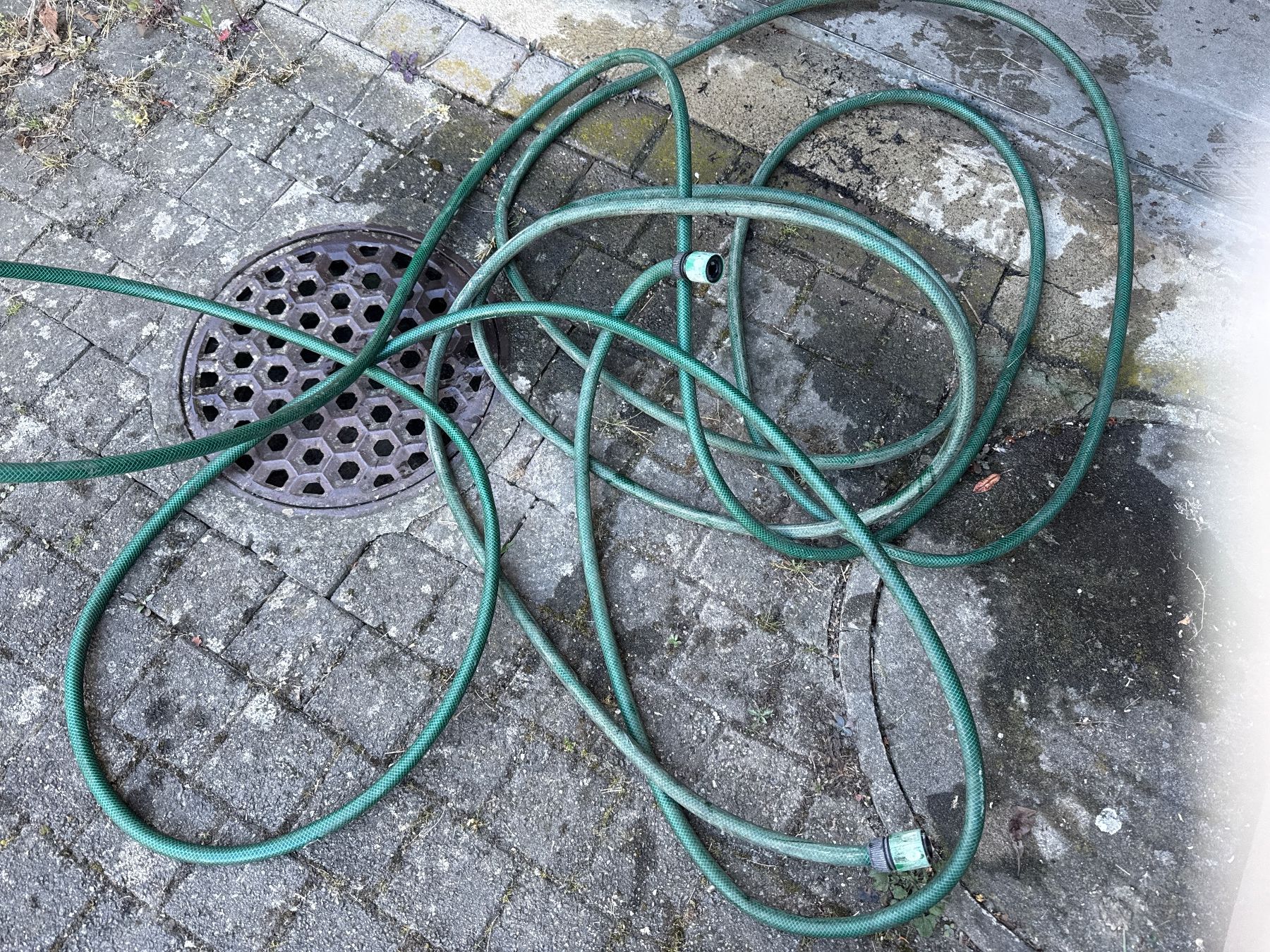 Tubi & Tubi flessibili: Gartenschlauch ca 14 m – Usato da Amriswil venduto da used2use