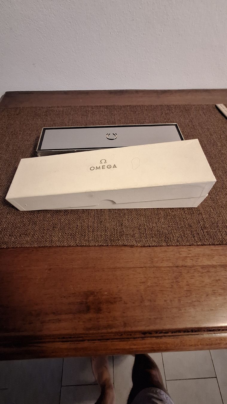 Omega Uhrenboxen: Box Original Omega  – Gebraucht aus Agno von gm.08 2