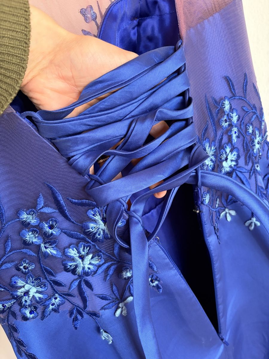 Vestiti: Blaues festliches Kleid – Usato da Aarau venduto da Dotti3 4