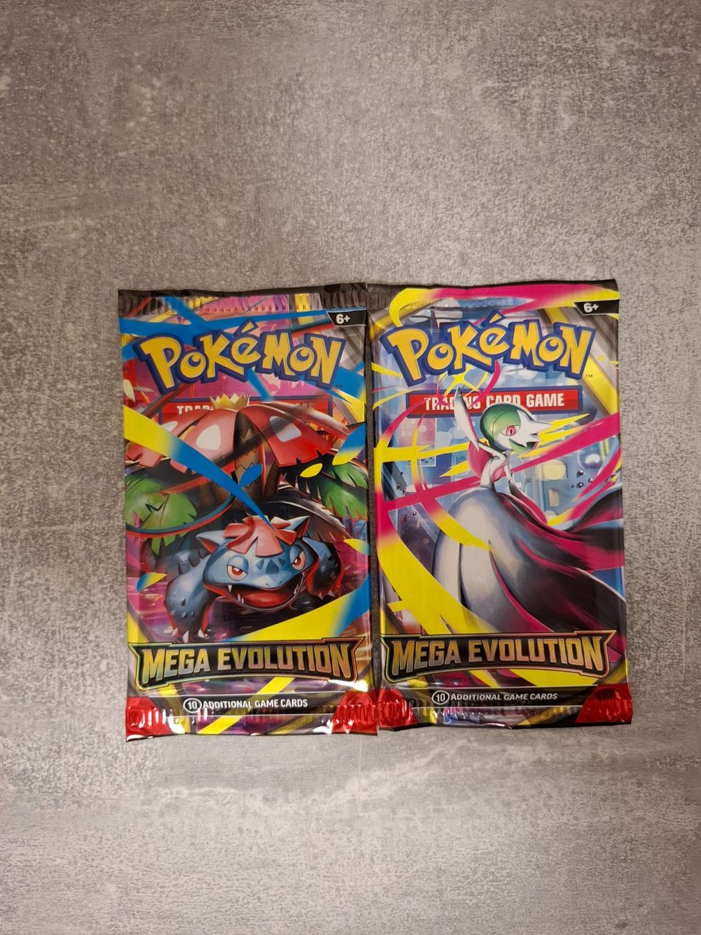 Pokémon Carte collezionabili: 2x Mega Evolution Booster Pack aus (First Partner) – Nuovo e nell'imballaggio originale da Winterthur venduto da andrekeller95