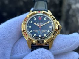 Vostok Komandirskie Armbanduhr VVS goldfarben gebraucht