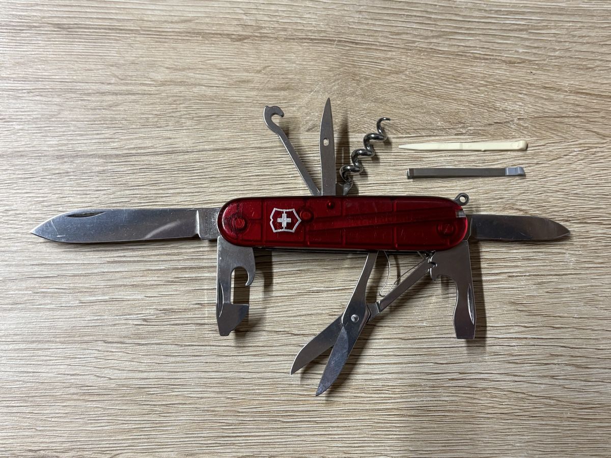 Victorinox Couteaux de poche: Taschenmesser Victorinox – D'occasion à Marthalen par thh72