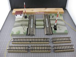 Märklin M-Gleis Bahnübergang, ohne OVP, für Bastler, Antrieb