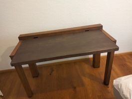 Schreibtisch