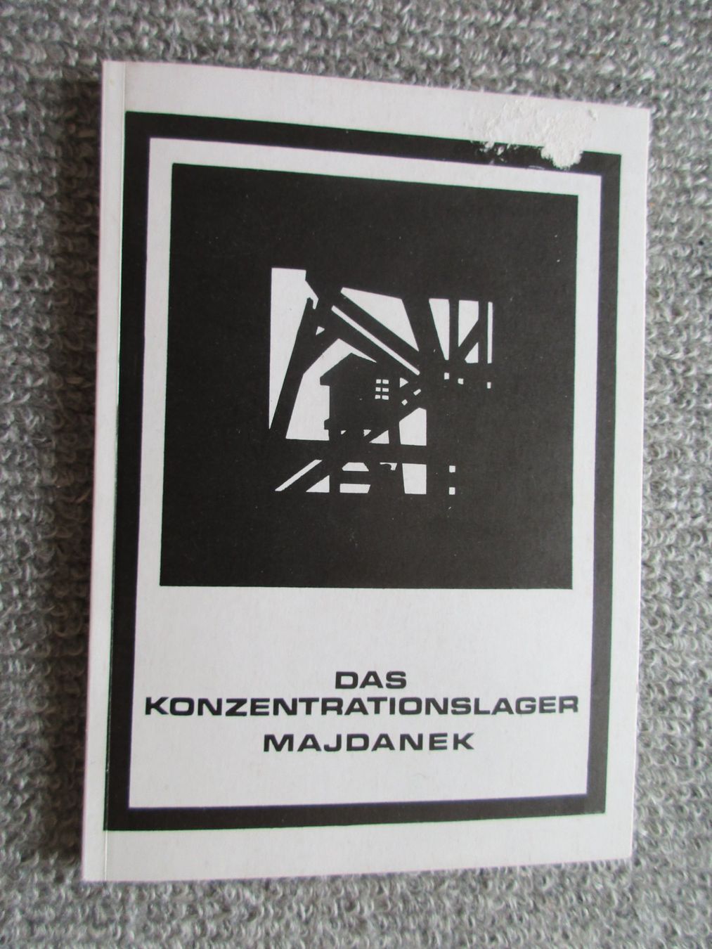 Libri: Dokumentation "DAS KONZENTRATIONSLAGER MAJDANEK" 90 Seiten – Usato da Schafisheim venduto da reno007