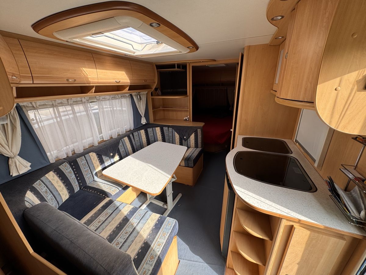 Dethleffs Véhicules de camping: Wohnwagen Dethleffs 560 SK – D'occasion à Full-Reuenthal par TeWa 7
