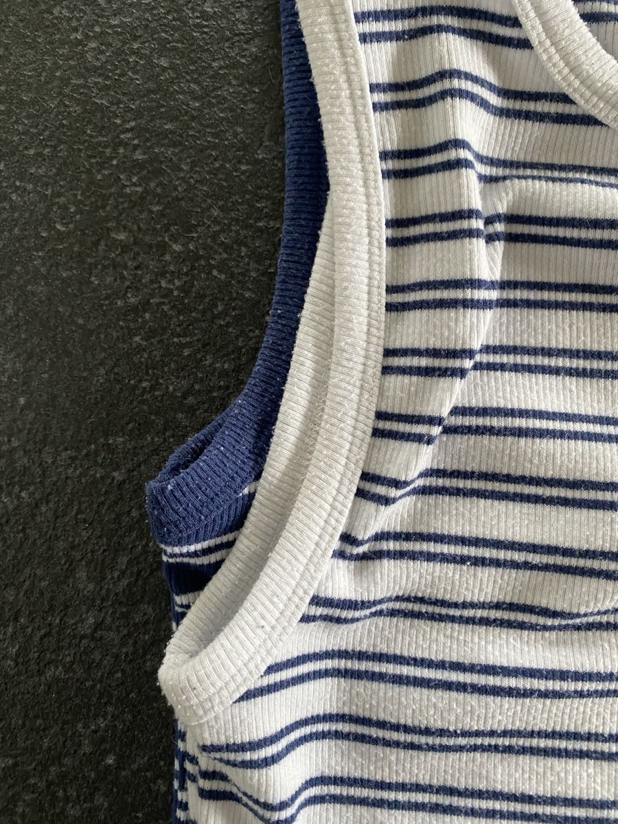 Pull&Bear Blusen, T-Shirts & Tops: Tops  – Gebraucht aus Lützelflüh-Goldb von flu_q9tg 4