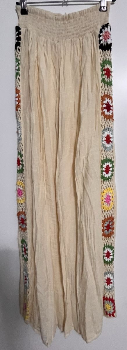 Pantaloni: Schöne Sommerhose mit Häkeldetails, Gr.: S/M, Boho Stil, – Nuovo (secondo la descrizione) da Zürich venduto da MariaSusanne