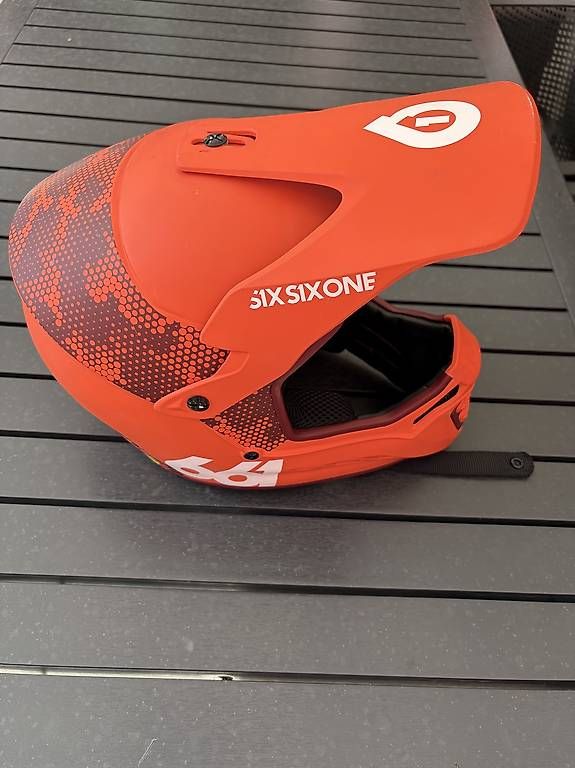 Caschi: Sixsixone Fullface Helm 52 x-small – Usato da Kilchberg ZH venduto da 470