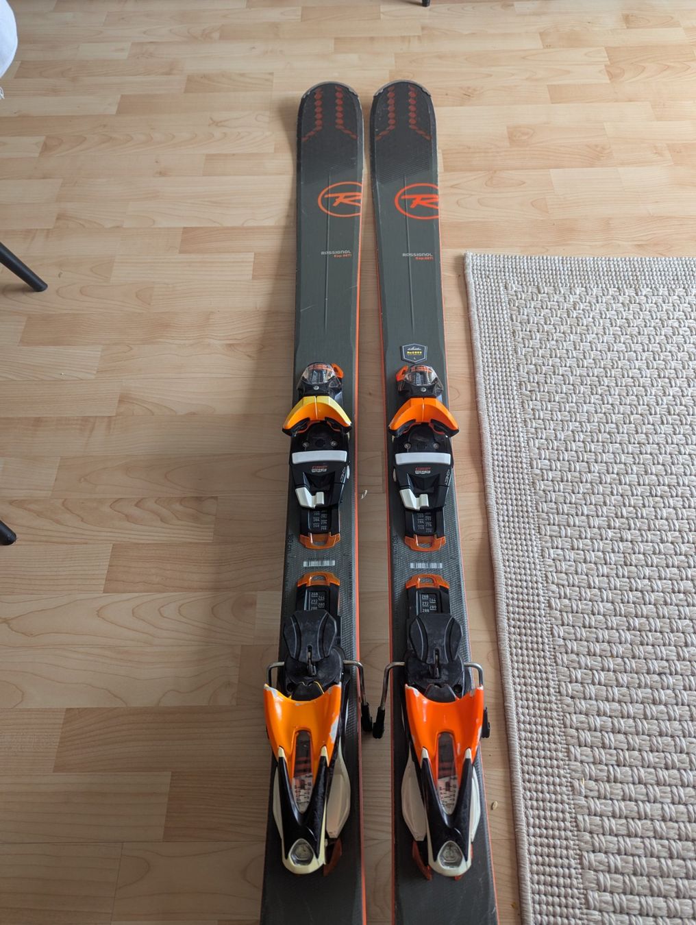 Rossignol Sci: Allmountain Ski mit Bindung (180 lang - 88 Mitte) Rossignol – Usato da Wetzikon ZH venduto da sil_62gm