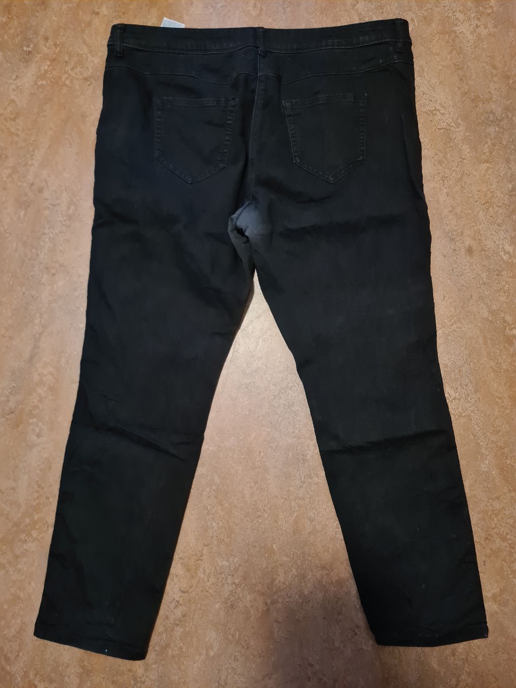 Jeans: schwarze Jeans – Gebraucht aus Trimbach von Meily2 1