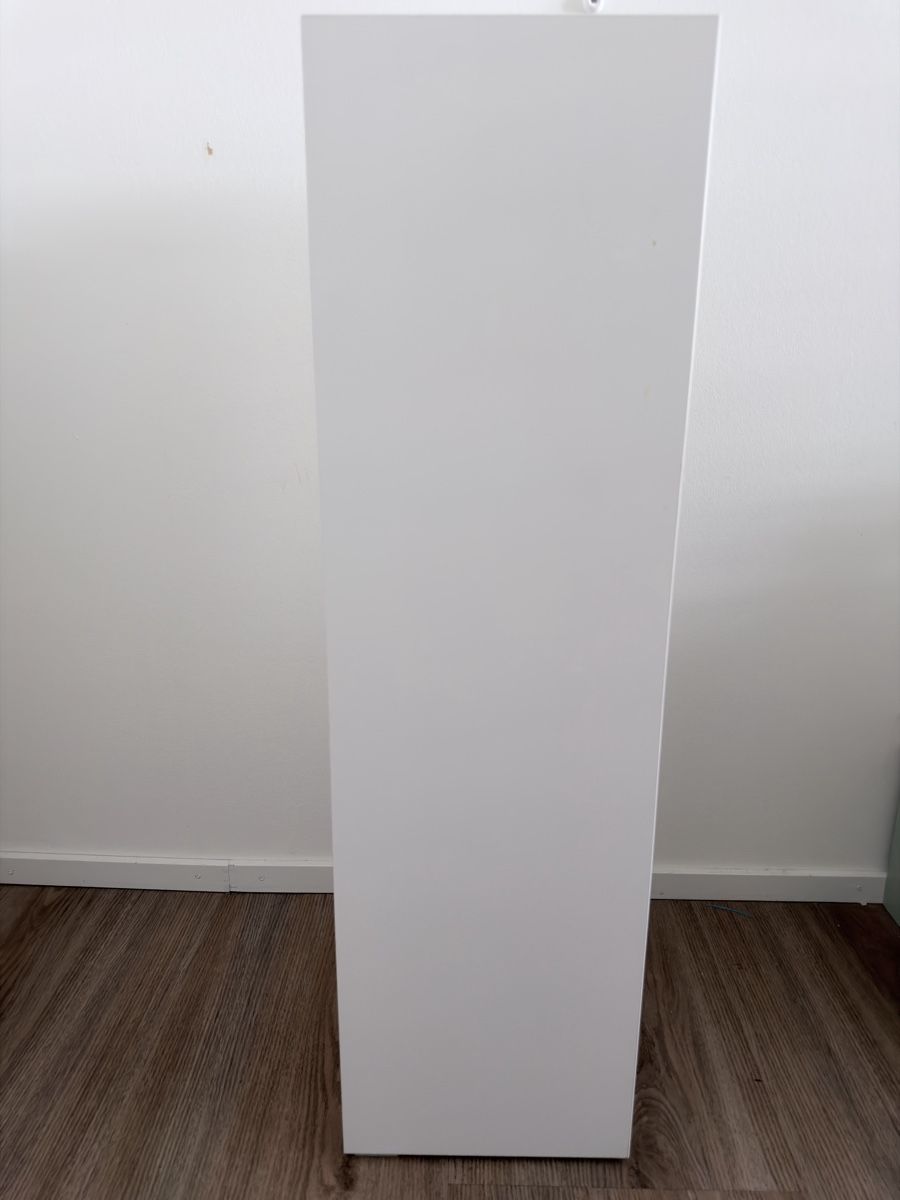 Scaffali: Regal weiss schmal – Usato da Glis venduto da lm2612 1