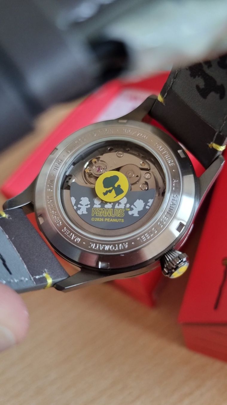 AVI-8 Orologi: AVI-8 x Peanuts Limited Edition – Nuovo e nell'imballaggio originale da Lüsslingen venduto da Antalos 2