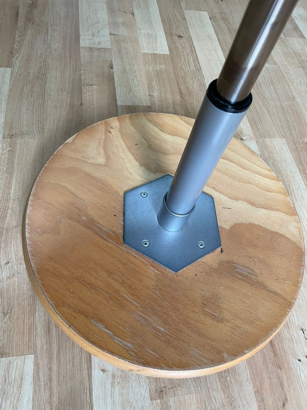 Sgabelli: Swopper rot – Usato da Zürich venduto da theTree 2