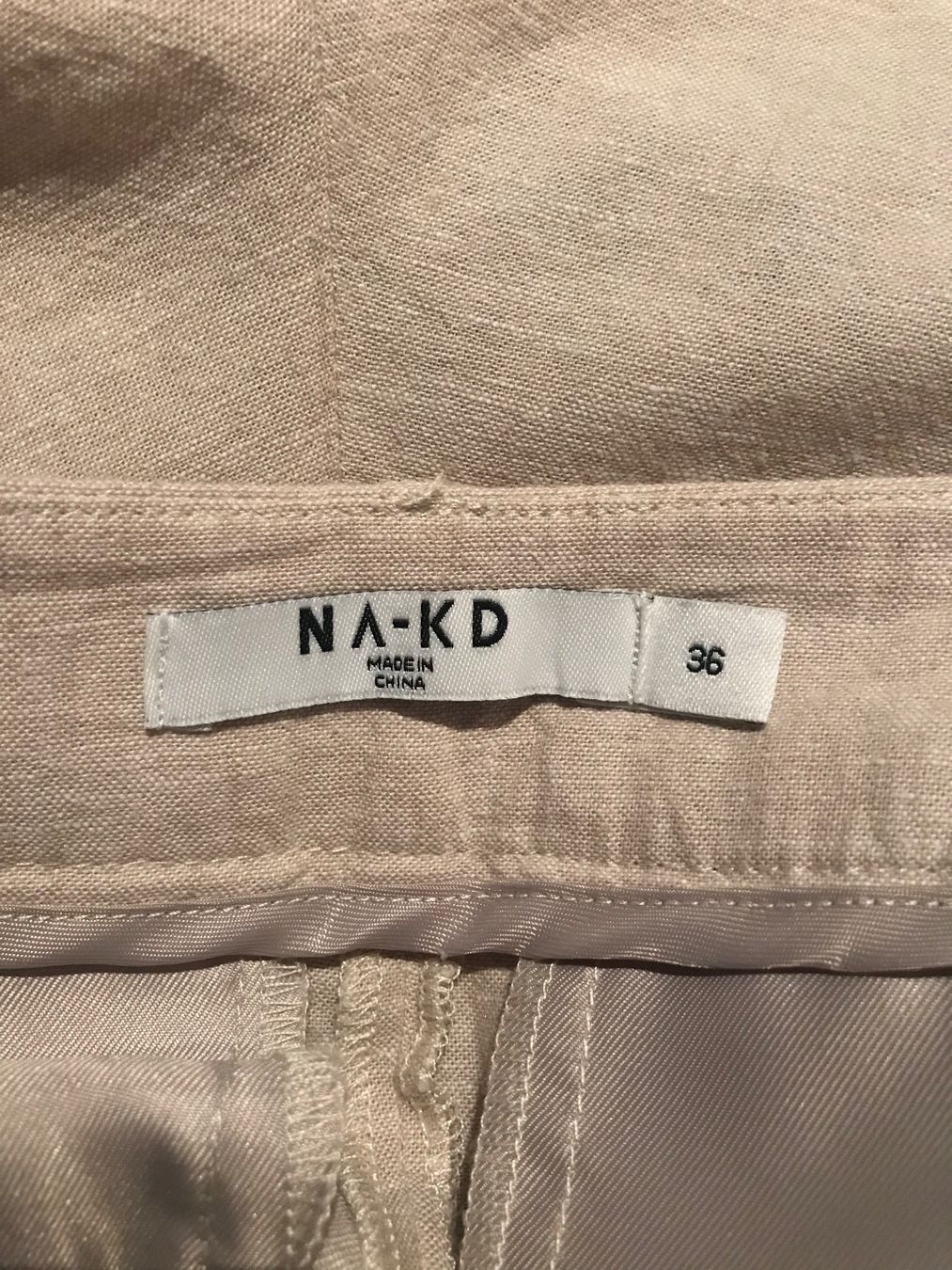 Na-kd Pantaloni: NA-KD Hose - neuwertig - – Usato da Jona venduto da vanessasupermarket20 3