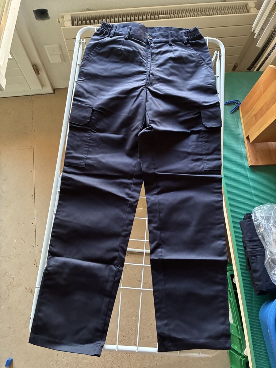 Pantalons: Cargo Hosen Damen  – Neuf (Voir description) à Roggwil BE par Regenbogenfisch01 2