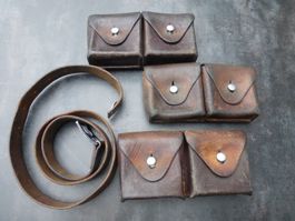 3 Munitionstaschen aus Leder + Leibgurt