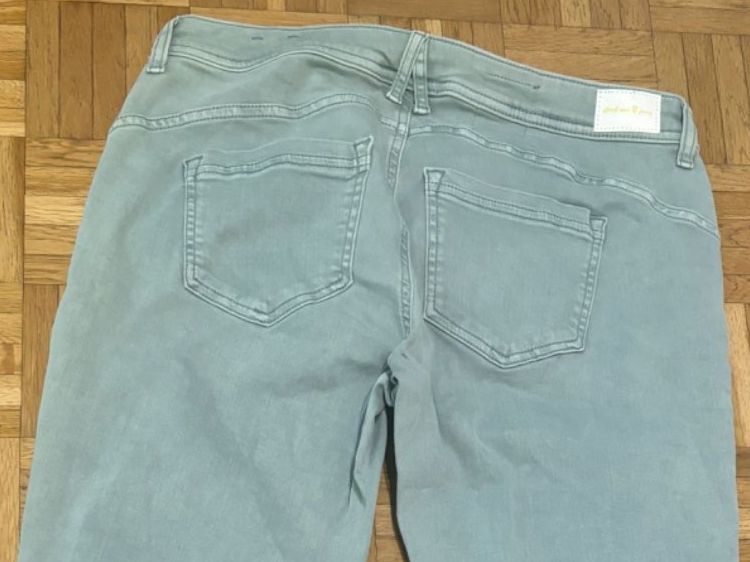 Jeans: Jeans Hose Gr 31/32 – Gebraucht aus Wallisellen von AS.TZ. 6