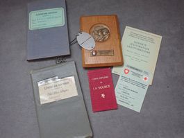 Lot de documents, plaque identité, médaille, livrets, ...