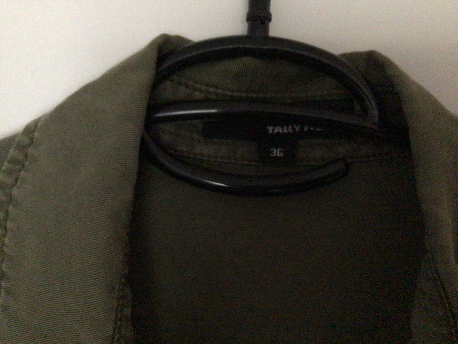 Tally Weijl Giacche: olivfarbener leichter Parka in Gr.36/S – Usato da Steffisburg venduto da lar_x57s 1
