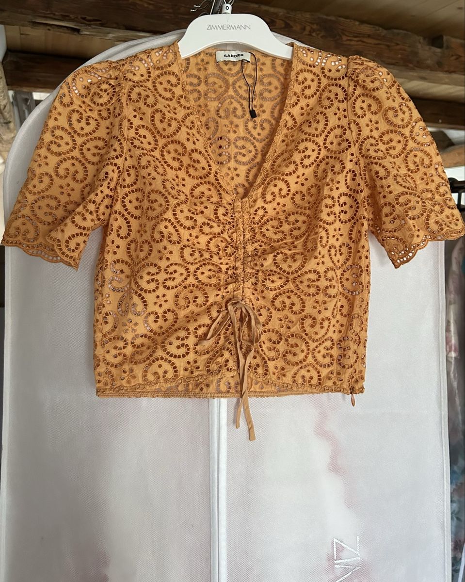 Sandro Blusen: Sandro Eyelet Blouse – Gebraucht aus St.Josefen von lop_lh8d 1