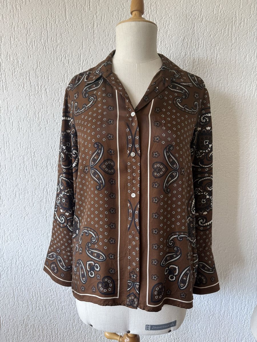 Sandro Blusen: Sandro Bluse 100% Seide Grösse 3 braun – Gebraucht aus Nidau von Preloved_Nidau