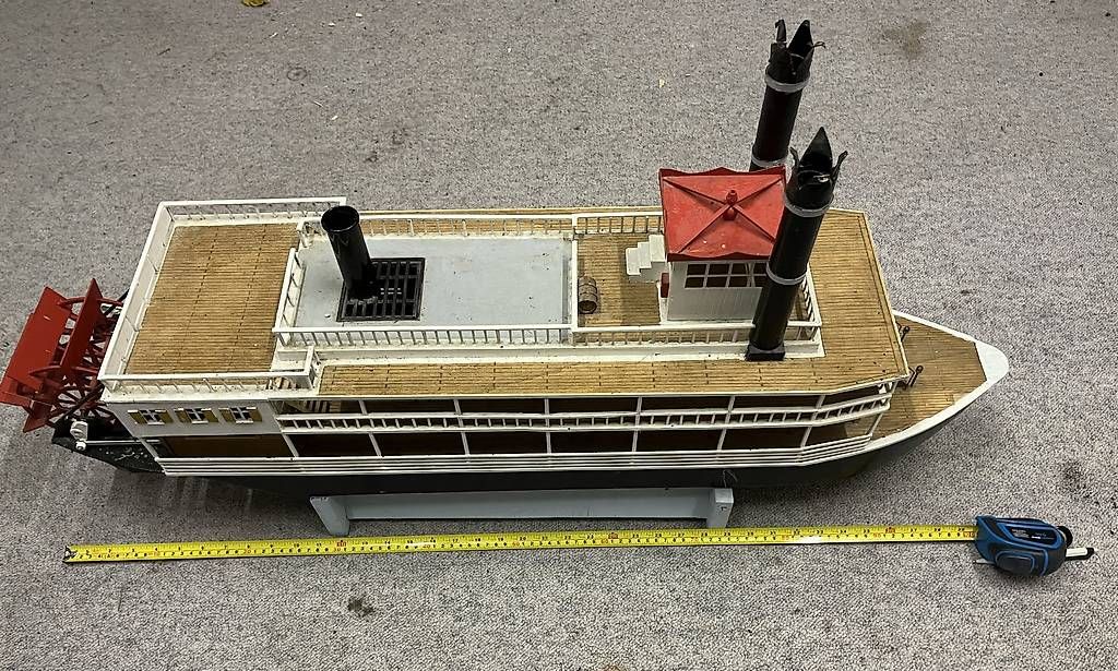 Modellismo RC: Mississippi - Bateau télécommandé fait main – Usato da Biel/Bienne venduto da aml2520 1
