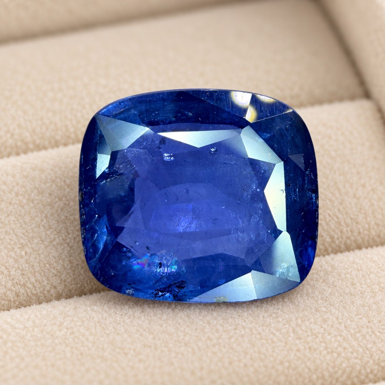 Edelsteine: Blauer Saphir 3,31ct Rectangular Cushion (IGI) – Gebraucht aus Binningen von fbnwst