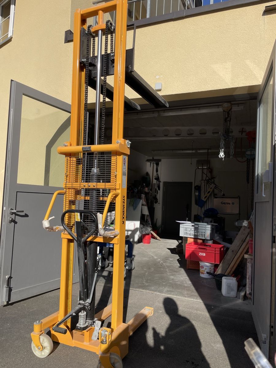 Carrelli elevatori e a forche: Gabelstapler Hubwagen – Usato da Hittnau venduto da eggihittnau