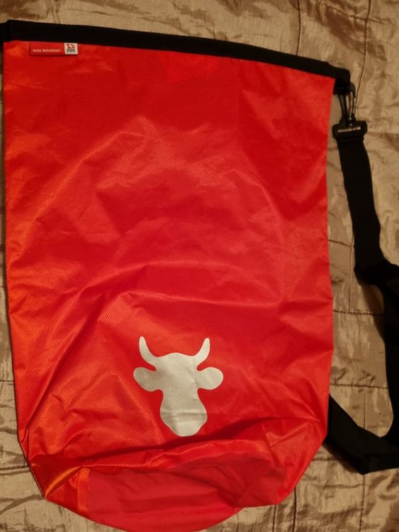 Wasserfester Rucksack / Hängetasche | Kaufen auf Ricardo