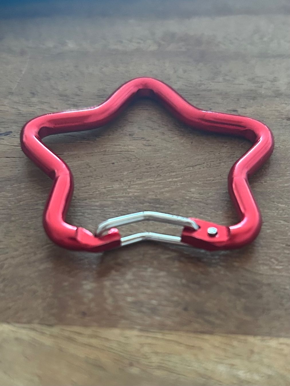 Attrezzatura da arrampicata: Kleiner Karabiner in Sternform NEU – Nuovo e nell'imballaggio originale da Geneve venduto da vane267 1