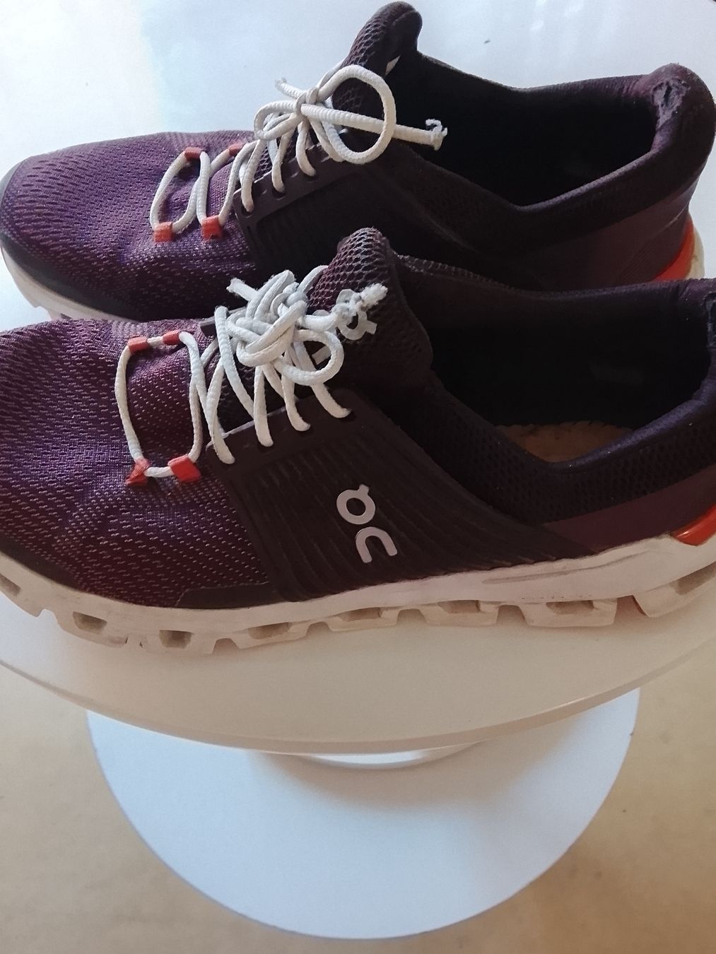 Scarpe da donna: ON Swift Schuhe Gr. 39 – Usato da Lenzerheide/Lai venduto da yvo_qjr8 1