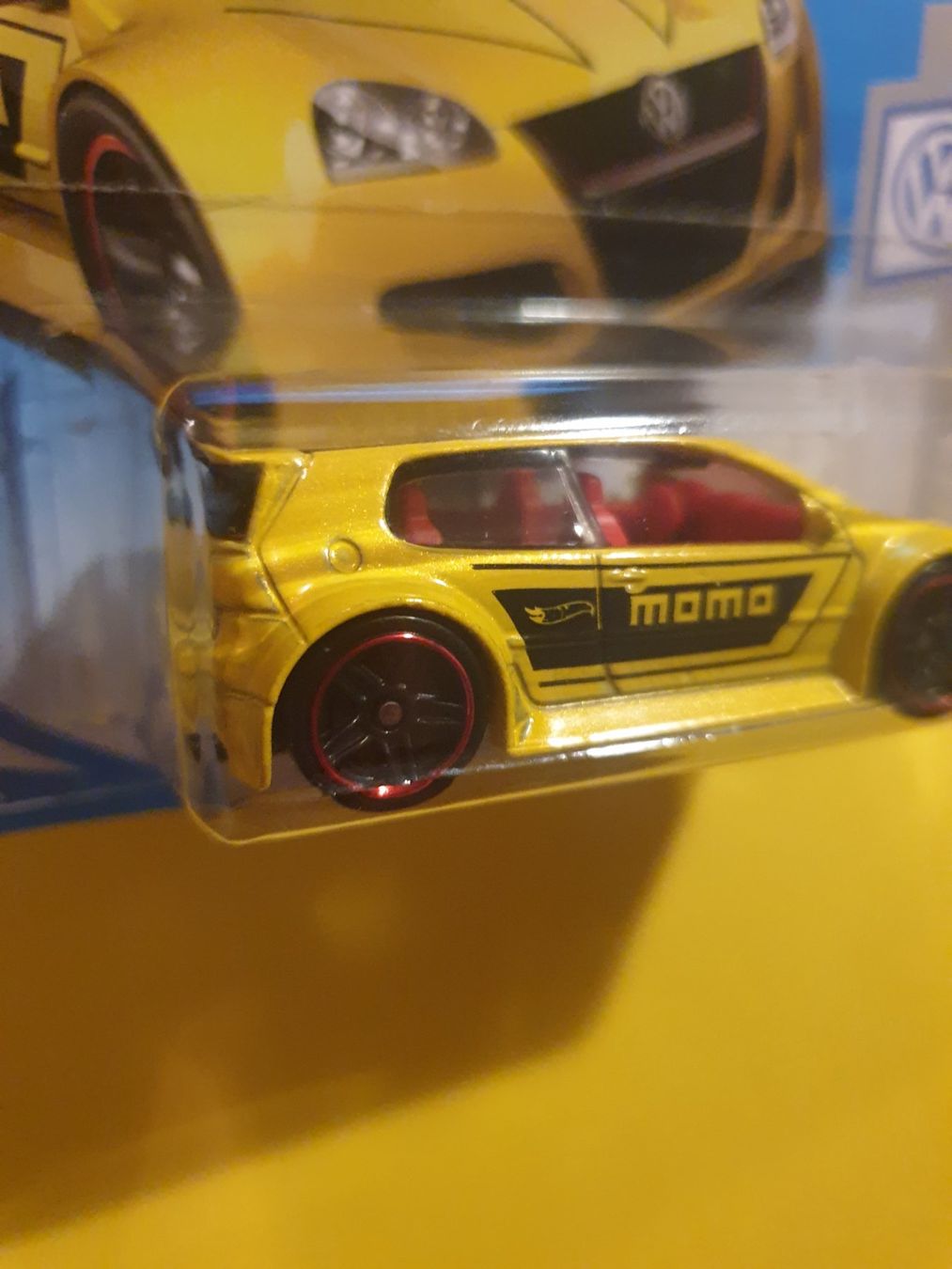 Hot Wheels Modellini d'auto: Hot Wheels VOLKSWAGEN GOLF GTI – Nuovo e nell'imballaggio originale da Oftringen venduto da Rotor 4