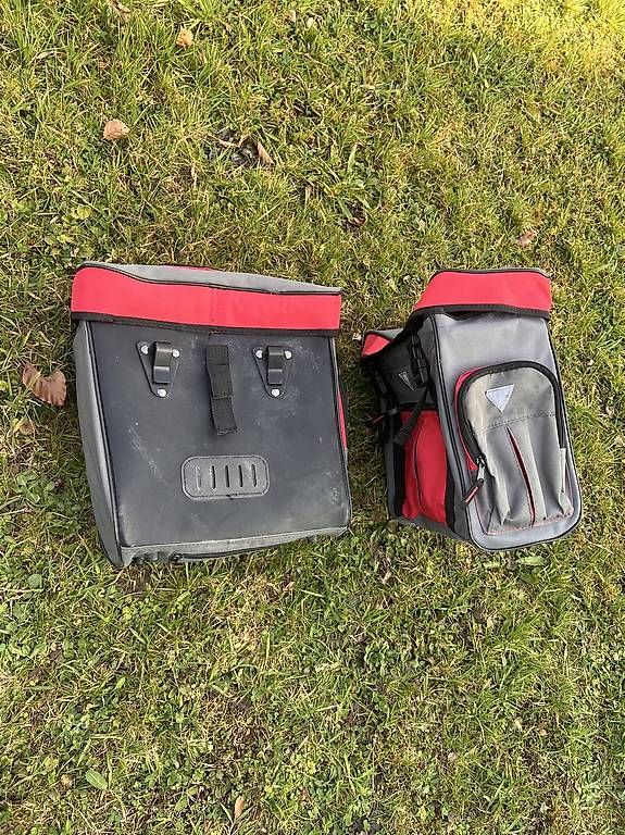 Sacs: Fahrradtaschen – D'occasion à Reigoldswil par Znarf071 1