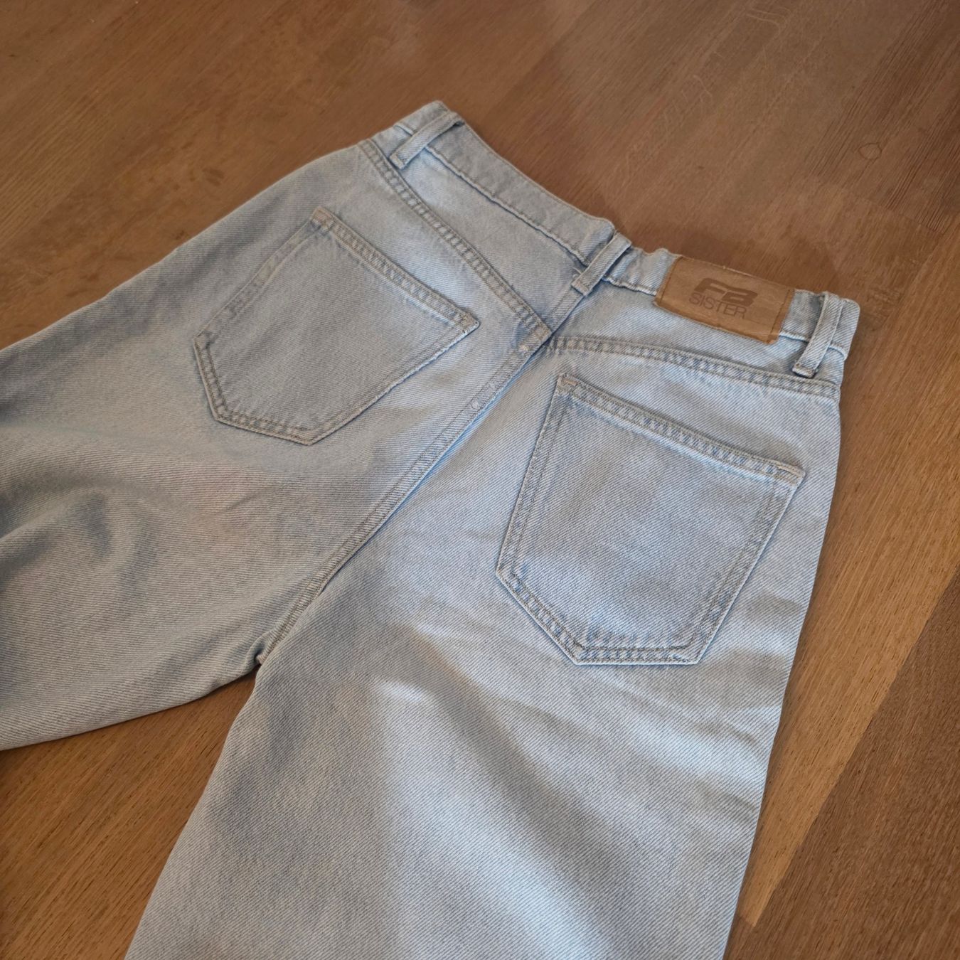 Jeans: Jeans S (36) – Gebraucht aus Ostermundigen von cry_h6yl 4