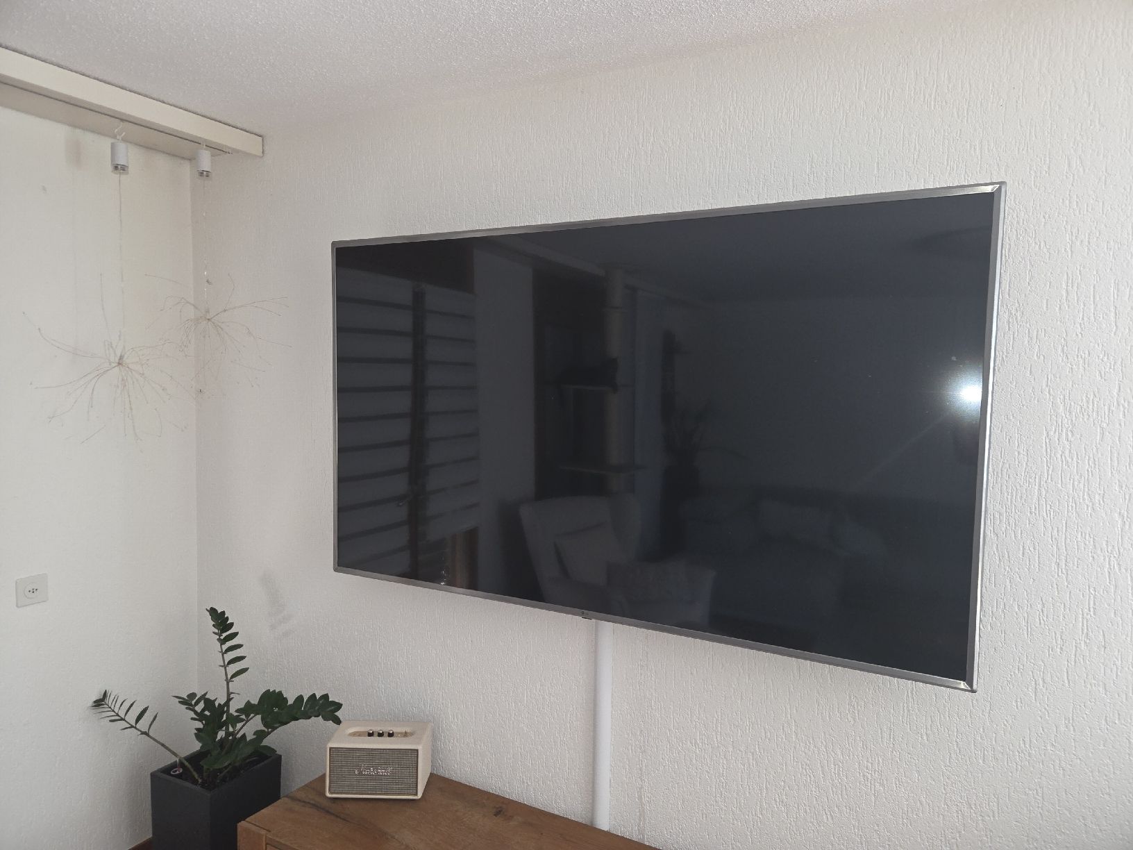 LG Televisori: LG LCD Diagonal 194 cm – Usato da winterthur venduto da Atum