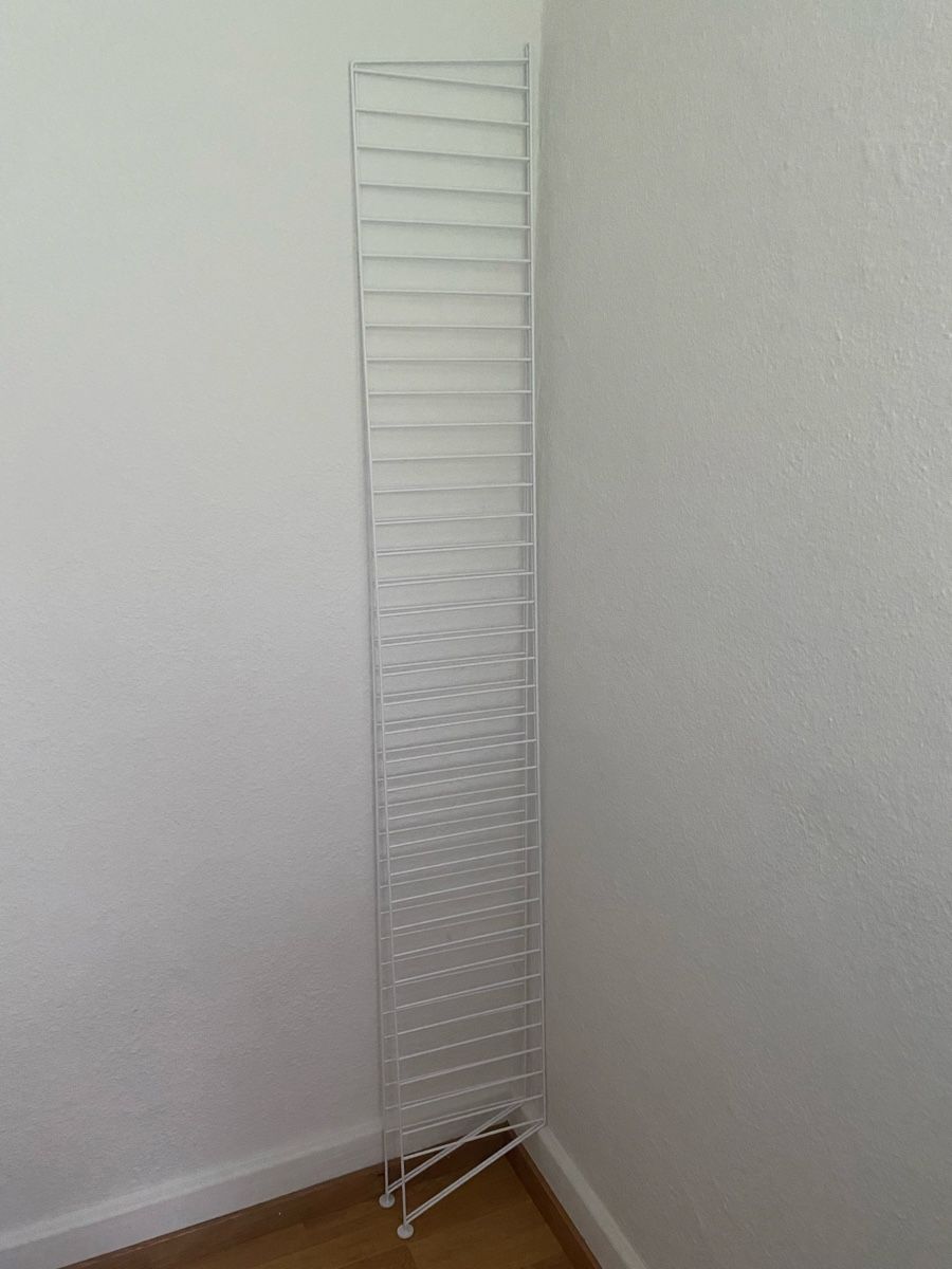 String Scaffali: Original String Bodenleiter Weiss 200x30 cm / 2 Stück – Nuovo (secondo la descrizione) da Luzern venduto da katharina_dzb