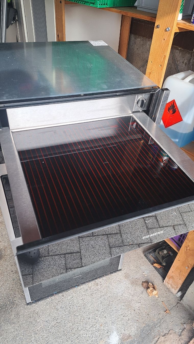 Komplettküchen: Tiroir chauffant Siemens – Gebraucht aus Chexbres von namiwik