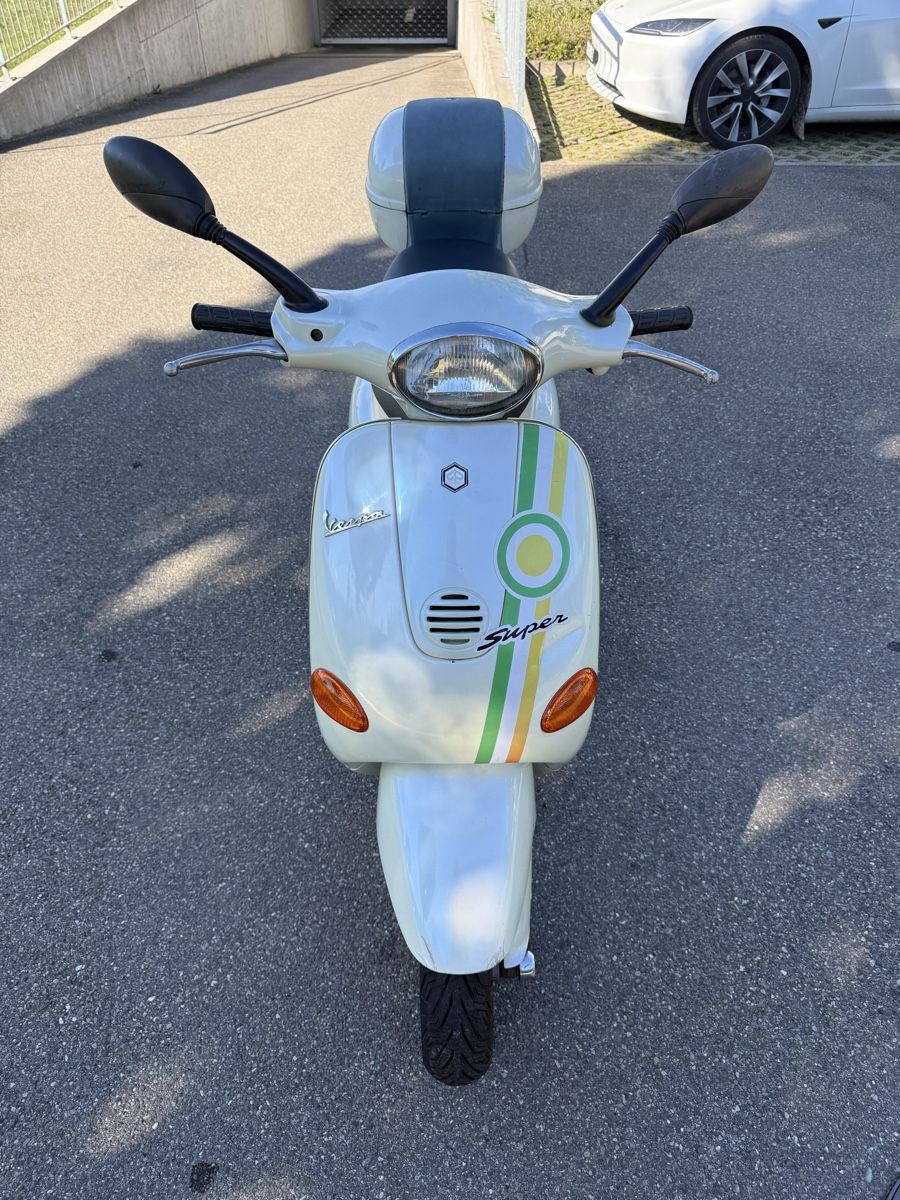 Piaggio Scooter: PIAGGIO VESPA ET4 50 CC – Usato da Winterthur venduto da Fabio_46