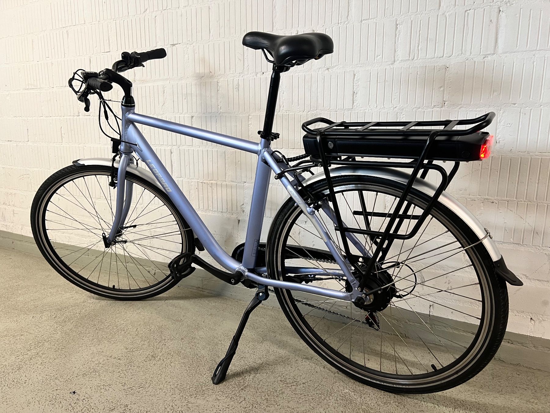 Leopard Velos: E-Bike Leopard City Explorer 28 – Gebraucht aus Bern von No1e 4