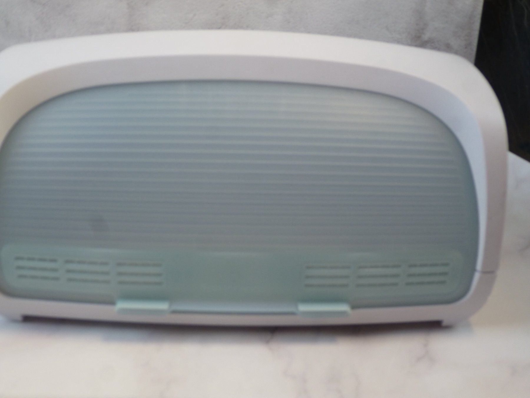 Contenitori & Simili: Original Tupperware BreadSmart mit ausziebar Schneidebrett – Usato da Nassenwil venduto da ric_55ql 3