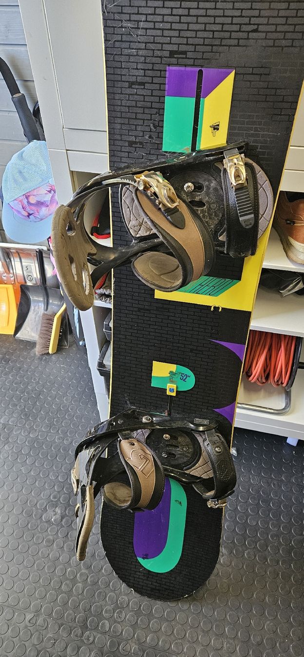 Burton Boards: Burton Snowboard Custom mit Bindung 152w, "Breit" – D'occasion à Langenthal par Roullen 2
