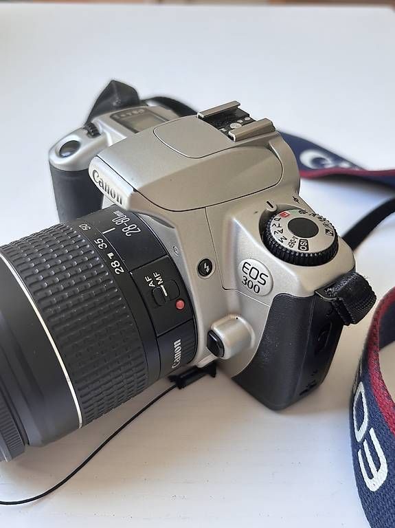 Canon Fotocamera: Canon eos 300 Filmkamera – Usato da Zürich venduto da Ntramp13 1