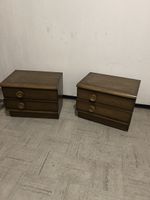 Paire de tables de chevet en bois 2 tiroirs bon état