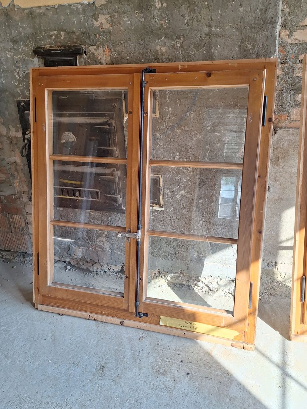 Fenster: Fenster alt Doppelglas – Gebraucht aus Schwarzenburg von Elena_91 1