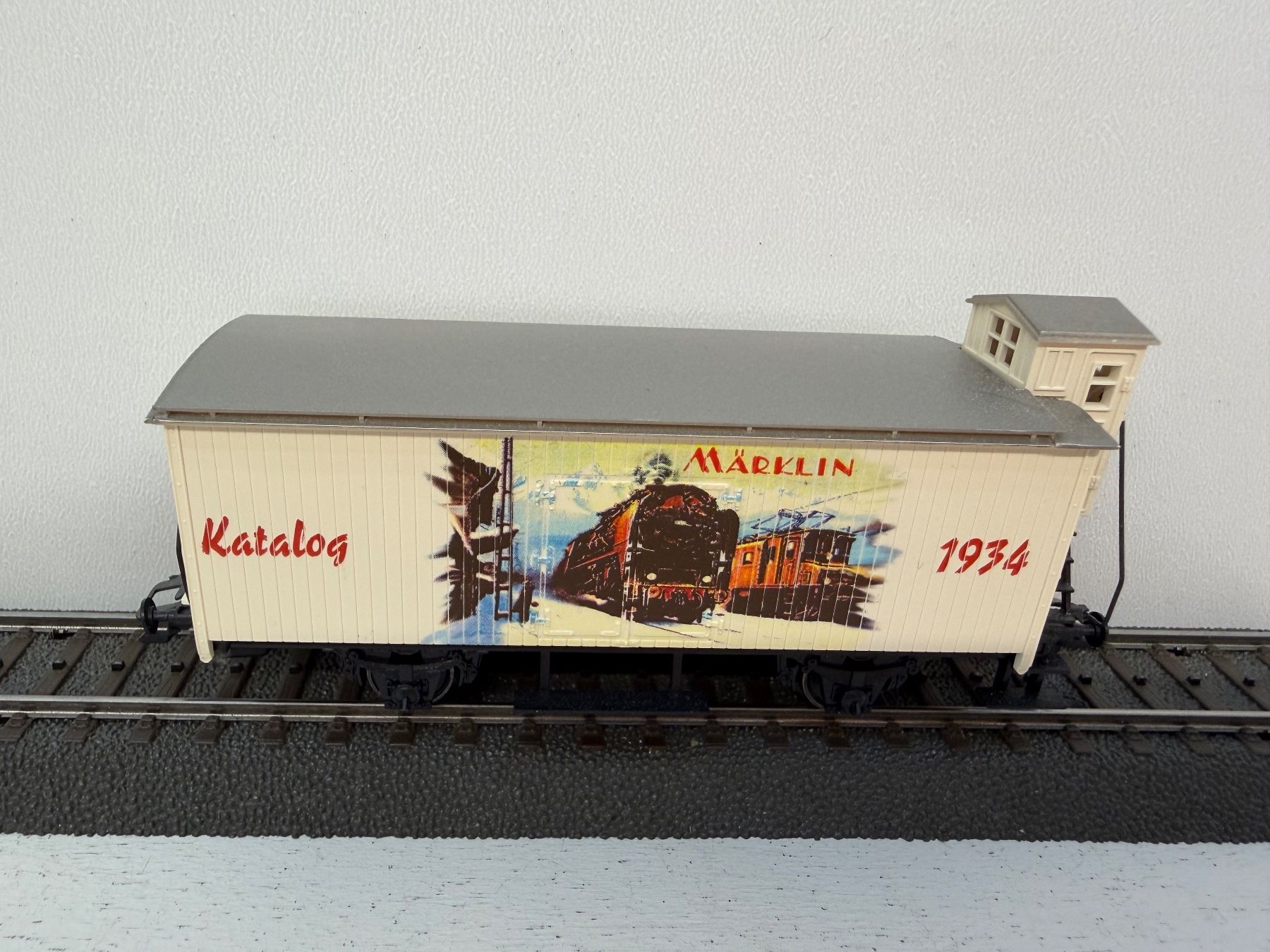 Märklin Modellini di ferrovie: Märklin Katalogwagen 1934 4680.902 – Usato da Büsserach venduto da ModellbahnDepot 1