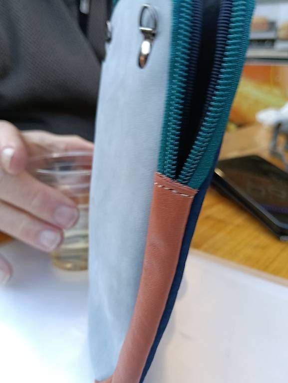 Cover & Protezioni schermo: Unikat Handy Hülle – Nuovo e nell'imballaggio originale da Thun venduto da Bubileie 1