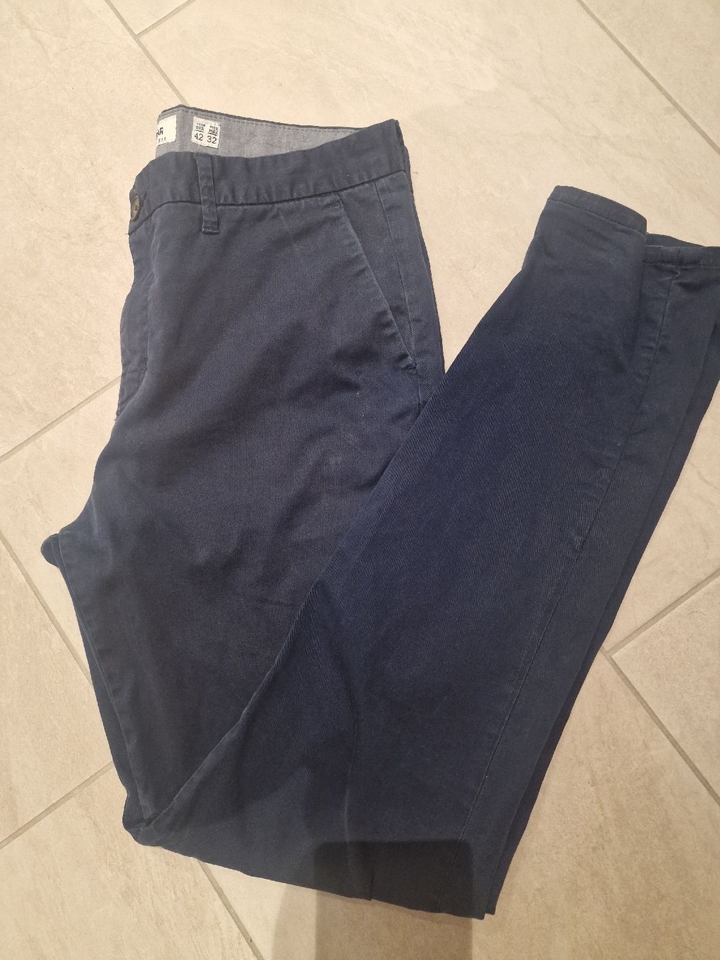 Pull&Bear Pantaloni: Pull&Bear Herren Stoffhose Gr. 42 Dunkelblau Stretch – Nuovo (secondo la descrizione) da Dottikon venduto da chi_lmp6