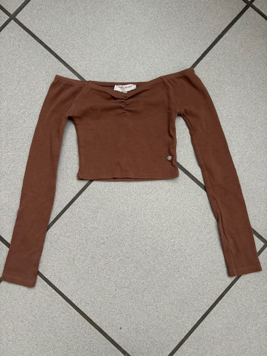 Pull&Bear Tops: Off-Shoulder Oberteil – Neu (gemäss Beschreibung) aus Solothurn von skillsine